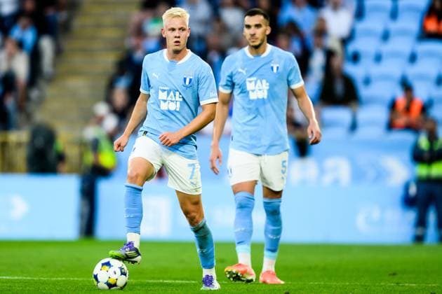 250805 Otto Rosengren of Malmö FF during the UEFA Champions League qualifier football match between Malmö FF and FC Copenhagen on August 5, 2025 in Malmö Photo Carl Sandin BILDBYRAN kod CS CS0745 fotboll football soccer fotball uefa champions league champions league malmö ff fc copenhagen bbeng bbauto  Copyright: CARLxSANDIN BB250805CS083