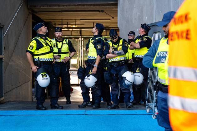 Malmo FF v FC Copenhagen, UEFA Champions League qualification, Malmoe, Sweden Malmo, Sweden. 05th, August 2025. Swedish police seen at the UEFA Champions League qualification match between Malmo FF and FC Copenhagen at Eleda Stadion in Malmo.  Copyright: xGonzalesxPhoto TobiasxJorgensenx