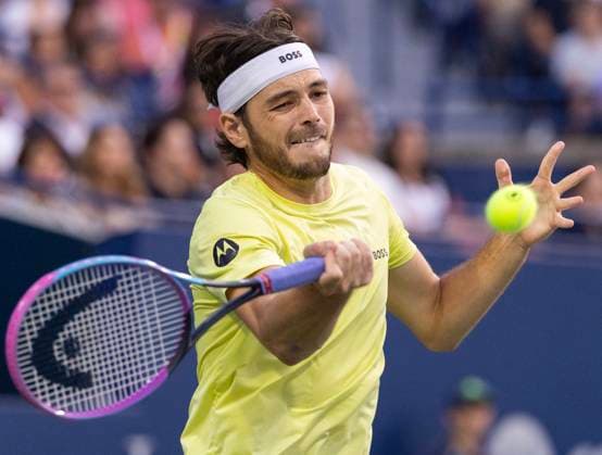 (250806) -- TORONTO, Aug. 6, 2025 -- Taylor Fritz of the United States returns the ball during the men s singles quarterfinal match between Andrey Rublev of Russia and Taylor Fritz of the United States at the 2025 National Bank Open tennis tournament in Toronto, Canada, on Aug. 5, 2025. (Photo by Xinhua) (SP)CANADA-TORONTO-TENNIS-NATIONAL BANK OPEN-MEN S SINGLES-QUARTERFINALS ZouxZheng 