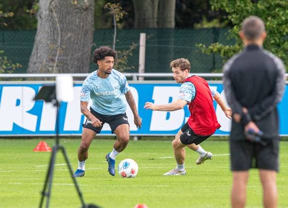 Soccer, Men, Season 2025 26, 2 Bundesliga, Hertha BSC, Training, f l Jeremy Dudziak Hertha BSC , Leon Jensen Hertha BSC , 06 08 2025, Copyright: xSebastianxRäppold MatthiasxKochx