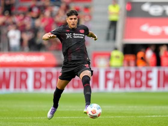 Piero Hincapie Bayer 04 Leverkusen, 3 on the ball GER, Bayer 04 Leverkusen vs Pisa SC, Football, Test match, Season 2025 2026, 05 08 2025 DFL REGULATIONS PROHIBIT ANY USE OF PHOTOGRAPHS AS IMAGE SEQUENCES AND OR QUASI VIDEO GER, Bayer 04 Leverkusen vs Pisa SC, Football, Test match, Season 2025 2026, 05 08 2025 Leverkusen Copyright: xEibner-Pressefoto ScottxColemanx EP_SCN