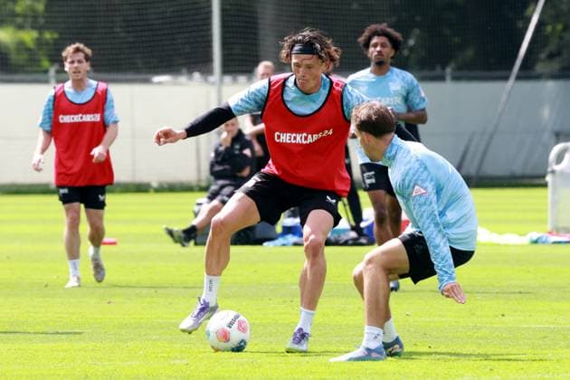 DEU, DFL, 2 FBL Hertha BSC, Training, 06 08 2025, Sportforum, Berlin, DEU, DFL, 2 FBL Hertha BSC, Training, im Bild Fabian Reese Hertha BSC Berlin 11 DFL regulations prohibit any use of Photographs as image sequences and or quasi video nordphotoxGmbHx xEngler nph00076