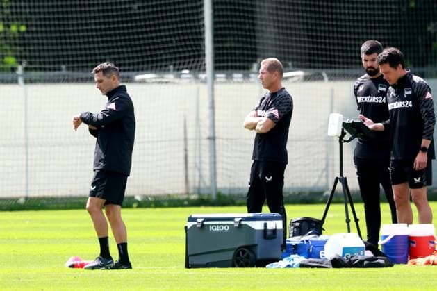 DEU, DFL, 2 FBL Hertha BSC, Training, 06 08 2025, Sportforum, Berlin, DEU, DFL, 2 FBL Hertha BSC, Training, im Bild Cheftrainer Stefan Leitl Hertha BSC Berlin DFL regulations prohibit any use of Photographs as image sequences and or quasi video nordphotoxGmbHx xEngler nph00076