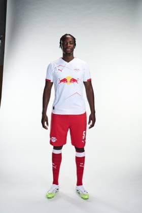 Attention Editorial use free of charge Attention Free of charge for editorial use El Chadaille Bitshiabu RB Leipzig