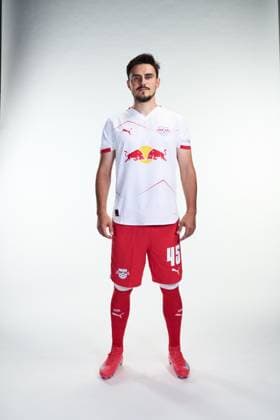 Attention Editorial use free of charge Attention Free of charge for editorial use Eljif Elmas RB Leipzig