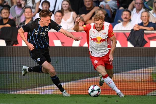 Salzburg v Club Brugge - UEFA Champions League SALZBURG, AUSTRIA - AUGUST 06 : Spileers Jorne defender of Club Brugge and Vertessen Yorbe forward of Salzburg during the UEFA Champions League 2025 26 third qualifying round first leg between Salzburg and Club Brugge on August 6, 2025 in Salzburg, Austria, 06 08 2025 Salzburg Austria  Copyright: xTomasxSiskx