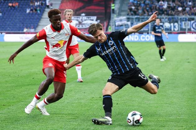 SOCCER - UEFA CL, RBS vs Brugge SALZBURG,AUSTRIA,06.AUG.25 - SOCCER - UEFA Champions League, qualification, Red Bull Salzburg vs Club Brugge. Image shows Joane Gadou (RBS) and Bjorn Meijer (Brugge).  GEPAxpictures xDavidxGeieregger