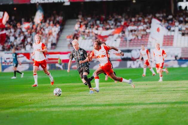 UEFA Champions League 3rd Qualifiying round : FC Red Bull Salzburg - Club Brugge SALZBURG, AUSTRIA - AUGUST 06: Dorgeles Nene of FC Red Bull Salzburg seen during to the UEFA Champions League 3rd qualifying round first leg match FC Red Bull Salzburg vs. Club Brugge on August 06, 2025 in Salzburg, Austria. Copyright: xAndreasxSchaadx-xFCxRedxBullxSalx _AS26369