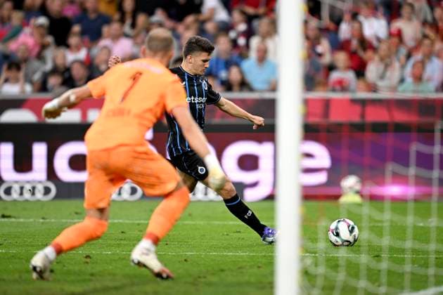 Salzburg v Club Brugge - UEFA Champions League SALZBURG, AUSTRIA - AUGUST 06 : Tzolis Christos forward of Club Brugge during the UEFA Champions League 2025 26 third qualifying round first leg between Salzburg and Club Brugge on August 6, 2025 in Salzburg, Austria, 06 08 2025 Salzburg Austria  Copyright: xTomasxSiskx