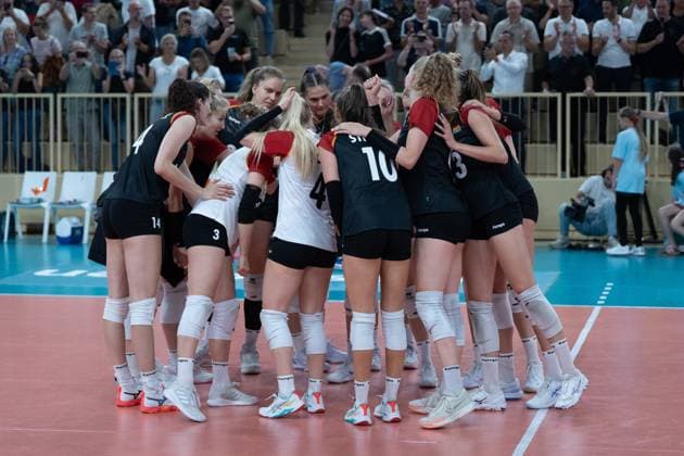 06 08 2025, xhfmx, Volleyball EM Qualification, Germany Switzerland Germany celebrates the victory against Switzerland DFL DFB REGULATIONS PROHIBIT ANY USE OF PHOTOGRAPHS as IMAGE SEQUENCES and or QUASI VIDEO Wiesbaden