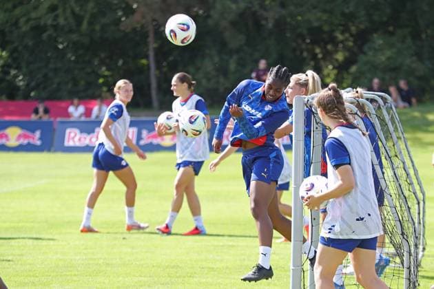 GPFBL Public Training of RB Leipzig Women, 06 08 25 Persis Oteng 9, RB Leipzig Football, Google Pixel Women Bundesliga, Season 2025 2026, Public Training of RB Leipzig on 06 08 25 at the Abtnaundorf Sports School, Training Campus Copyright: xBEAUTIFULxSPORTS JanxKaeferx
