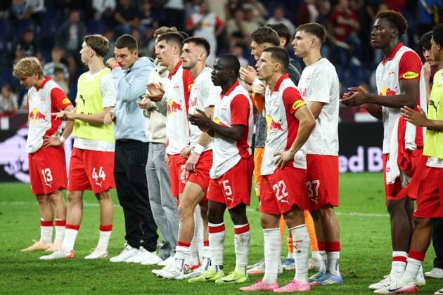 SOCCER - UEFA CL, RBS vs Brugge SALZBURG,AUSTRIA,06.AUG.25 - SOCCER - UEFA Champions League, qualification, Red Bull Salzburg vs Club Brugge. Image shows players of RBS.  GEPAxpictures xDavidxGeieregger
