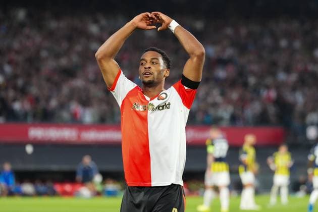 ROTTERDAM , 06-08-2025 , Stadium Feijenoord de Kuip , season 2025 2026 , UEFA Champions League Third Qualifying round , match between Feyenoord and Fenerbahce , Feyenoord player Quiten Timber celebrating the 1-0 , Feyenoord - Fenerbahce  x30407114x Copyright: