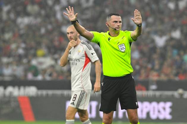 FOOTBALL : OGC Nice VS SL Benfica - Champions League - 06 08 2025 - Allianz Riviera Referee Michael Oliver during the first leg of the third qualifying round of the Champions League between OGC Nice and SL Benfica, on 6th August 2025 at the Allianz Riviera in Nice. NiceFrance  Copyright: xWilliamxCannarellax