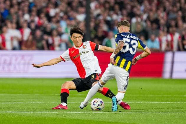 UEFA Champions League: Feyenoord v Fenerbahce SK Rotterdam - Inbeom Hwang of Feyenoord during the third qualification round 1st leg of The Champions League 2025 2026. The match is set between Feyenoord and Fenerbahce SK at Stadion Feijenoord De Kuip on 6 August 2025 in Rotterdam, The Netherlands. Copyright: xTomxBodex