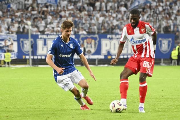 Leo Bengtsson and Shavy Babicka during match of the third qualifying round of the UEFA Champions League between Lech Poznan vs Crvena Zvezda, Poland, on August 6 2025  Copyright: xMichalxDubiel IPAxSportx xipa-agency.netx xx IPA_61826348 IPA_Agency_IPA61826348