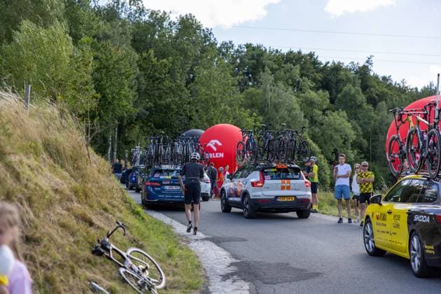 Tour Of Poland - Stage 3 The peloton rides during Stage 3 of the Tour of Poland from Walbrzych to the Sowie Mountains in Wroclaw, Poland, on August 6, 2025. Walbrzych Poland  Copyright: xMateuszxBireckix originalFilename:birecki-tourofpo250806_npk8p.jpg