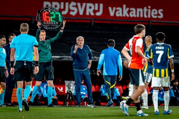 Fenerbahce SK trainer Jose Mourinho during the match Feyenoord Fenerbahce at the Kuip Stadium for the third qualifying round champions league season 2025 2026 in Rotterdam, Netherlands on 6 august 2025, photo by Marcel van Dorst EYE4images DeFodi Images