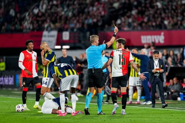 UEFA Champions League: Feyenoord v Fenerbahce SK Rotterdam - Glen Nyberg and Jordan Bos of Feyenoord during the third qualification round 1st leg of The Champions League 2025 2026. The match is set between Feyenoord and Fenerbahce SK at Stadion Feijenoord De Kuip on 6 August 2025 in Rotterdam, The Netherlands. Copyright: xTomxBodex
