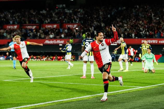 ROTTERDAM - Anis Hadj Moussa of Feyenoord cheers after scoring 2-1 during the third qualifying round Champions League match between Feyenoord and FenerbahoÂße at Feyenoord Stadium de Kuip on Aug. 6, 2025 in Rotterdam, Netherlands. ANP BART STOUTJESDIJK UEFA Champions League Third Qualifying Round First Leg 2025-2026 xVIxANPxSportx xxANPxIVx 532933763 originalFilename: 532933763.jpg