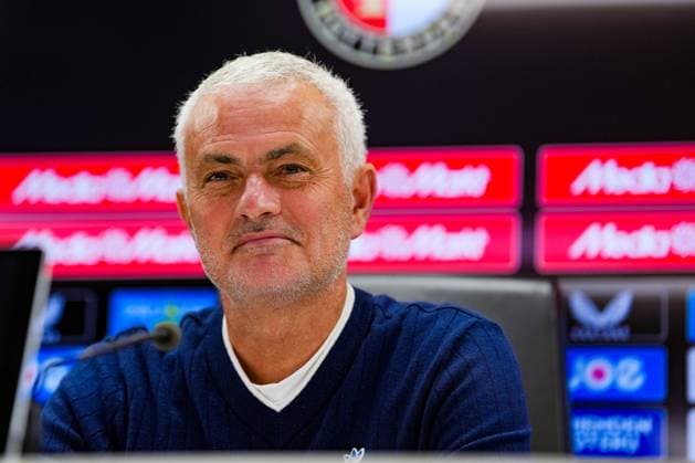 UEFA Champions League: Feyenoord v Fenerbahce SK Rotterdam - Fenerbahce coach Jose Mourinho during the third qualification round 1st leg of The Champions League 2025 2026. The match is set between Feyenoord and Fenerbahce SK at Stadion Feijenoord De Kuip on 6 August 2025 in Rotterdam, The Netherlands. Copyright: xYannickxVerhoevenx