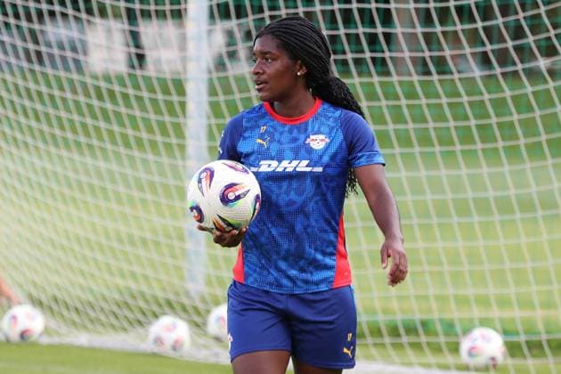 GPFBL Public training of RB Leipzig women, 06 08 25 Delice Boboy 17, RB Leipzig soccer, Google Pixel Women Bundesliga, season 2025 2026, Public training of RB Leipzig on 06 08 25 at the Abtnaundorf sports school, training campus Copyright: xBEAUTIFULxSPORTS JanxKaeferx
