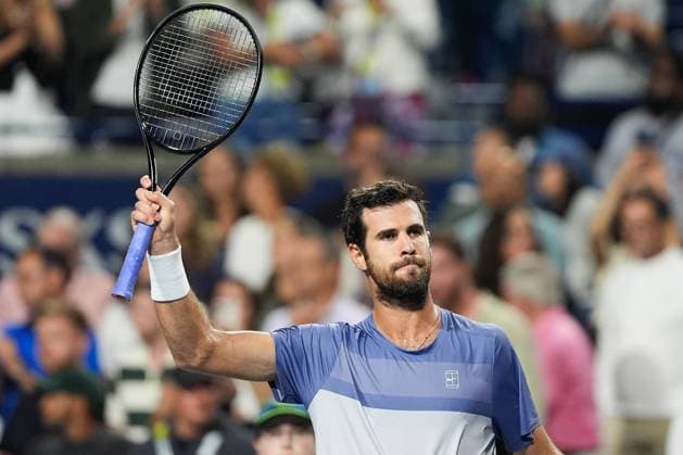 National Bank Open 2025 - Day 12 TORONTO, CANADA - AUGUST 6 : Karen Khachanov celebrates after winning the men’s singles semifinals against Alexander Zverev of Germany on day twelve of the 2025 National Bank Open at Sobeys Stadium in Toronto, Ontario, Canada on August 6, 2025. Mert Alper Dervis Anadolu Ontario Canada. Editorial use only. Please get in touch for any other usage.  Copyright: x2025xAnadoluxMertxAlperxDervisx