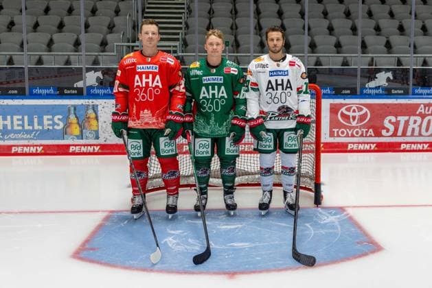 Cody Kunyk 20 Augsburger Panther , Florian Elias 67 Augsburger Panther , Riley Damiani 19 Augsburger Panther , Team and portrait pictures, Augsburger Panther, Season 2025 2026, Ice Hockey, Penny DEL, 06 08 2025 Augsburg Bayern Germany Copyright: xkolbert-press ChristianxKolbertx