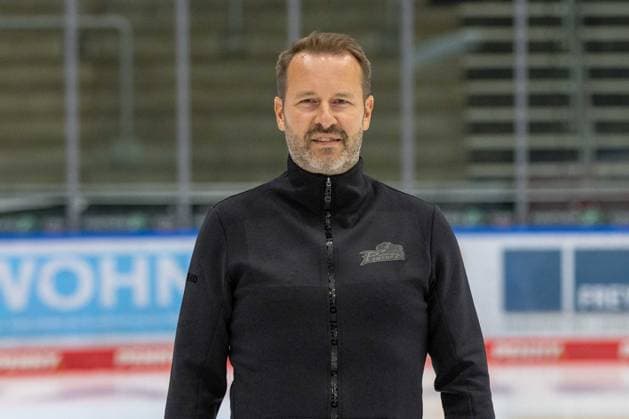 Co coach Thomas Dolak Augsburger Panther , team and portrait pictures, Augsburger Panther, season 2025 2026, ice hockey, Penny DEL, 06 08 2025 Augsburg Bavaria Germany Copyright: xkolbert-press ChristianxKolbertx