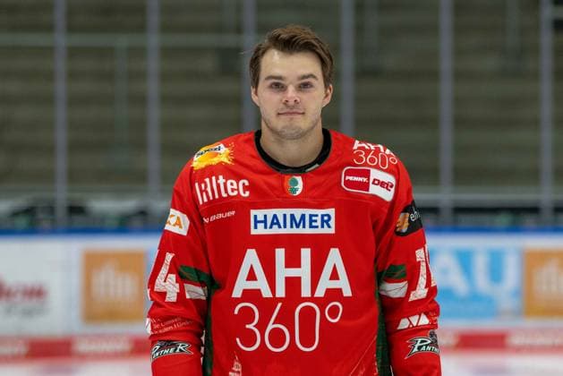 D J Busdeker 14 Augsburger Panther , Team and portrait pictures, Augsburger Panther, Season 2025 2026, Ice Hockey, Penny DEL, 06 08 2025 Augsburg Bavaria Germany Copyright: xkolbert-press ChristianxKolbertx