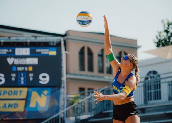 Beach volleyball, Beachvolleyball - Baden Challenge BADEN,AUSTRIA,07.AUG.25 - BEACH VOLLEYBALL - FIVB World Tour - Baden Challenge. Image shows Wies Bekhuis (NED).  GEPAxpictures xAlexanderxSolc