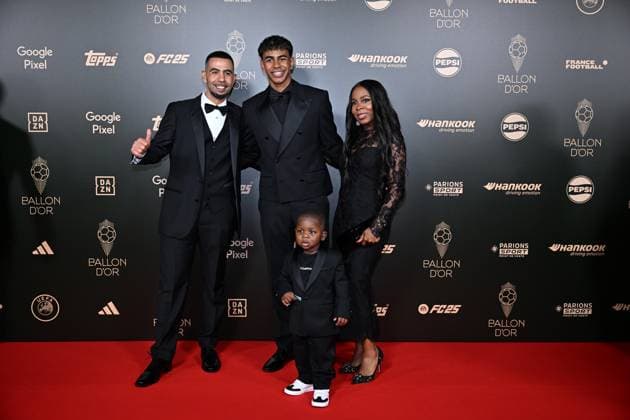 68th Ballon D Or at Theatre Du Chatelet in Paris PARIS, FRANCE - OCTOBER 28: Barcelona s Spanish forward Lamine Yamal and his father Mounir Nasraoui, his mother Sheila Ebana and his younger brother Keyne pose upon arrival to attend the 2024 Ballon d Or France Football award ceremony at the Theatre du Chatelet in Paris on October 28, 2024. France World. Editorial use only. Please get in touch for any other usage.  Copyright: x2025xAnadoluxMustafaxYalcÄ±nx