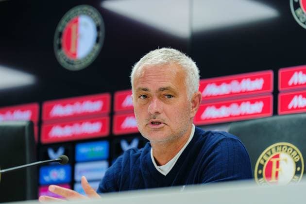 ROTTERDAM , 06-08-2025 , Stadium Feijenoord de Kuip , season 2025 2026 , UEFA Champions League Third Qualifying round between Feyenoord and Fenerbahce , Fenerbahce trainer coach Jose Mourinho Jose Mourinho Feyenoord - Fenerbahce  x30414894x Copyright: