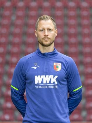 Quirin Löppert FC Augsburg 1907 1 BL, portrait date 2025 2026,