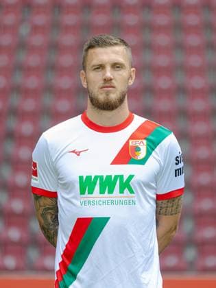 Jeffrey Gouweleeuw FC Augsburg 1907 1 BL, portrait date 2025 2026,
