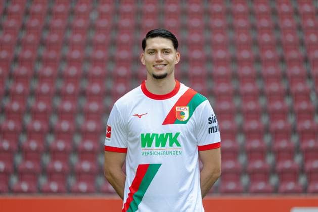 Yusuf Kabadayi FC Augsburg 1907 1 BL, portrait date 2025 2026,
