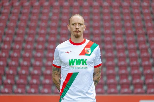 Marius Wolf FC Augsburg 1907 1 BL, portrait date 2025 2026,