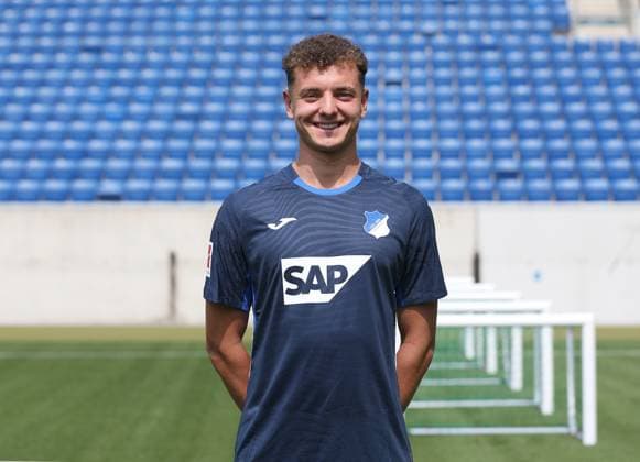 Fisnik Asllani Hoffenheim TSG 1899 Hoffenheim Porträttermin 2025 2026 Sinsheim, GER, 06 08 2025 ,Soccer 3 League 2025 2026