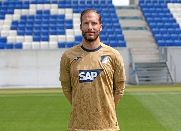 Oliver Baumann (Hoffenh) . TSG 1899 Hoffenheim Porträttermin 2025 2026 . Sinsheim, GER, 06.08.2025 ,Fussball 3. Liga 2025 2026 . *** Oliver Baumann Hoffenh TSG 1899 Hoffenheim portrait appointment 2025 2026 Sinsheim, GER, 06 08 2025 ,Soccer 3 League 2025 2026