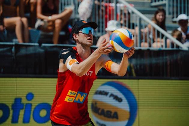 Beach volleyball, Beachvolleyball - Baden Challenge BADEN,AUSTRIA,07.AUG.25 - BEACH VOLLEYBALL - FIVB World Tour - Baden Challenge. Image shows Lorenz Petutschnig (AUT).  GEPAxpictures xAlexanderxSolc