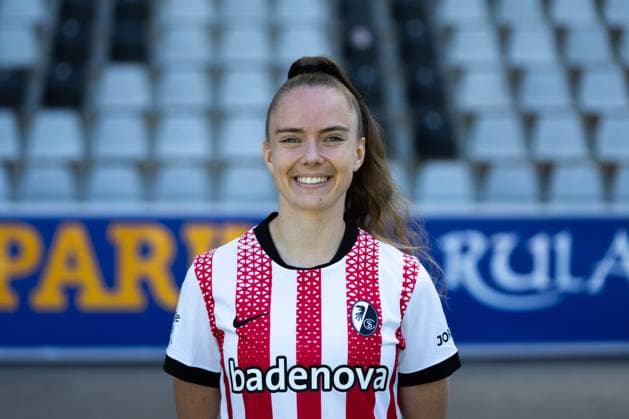 SC Freiburg Women, Media Day, 07 08 2025 Lisa Kolb SC Freiburg, 22 SC Freiburg Women, Media Day, Dreisamstadion, 07 08 2025 DFB DFL REGULATIONS PROHIBIT ANY USE OF PHOTOGRAPHS AS IMAGE SEQUENCES AND OR QUASI VIDEO Copyright: xBEAUTIFULxSPORTS Boscox