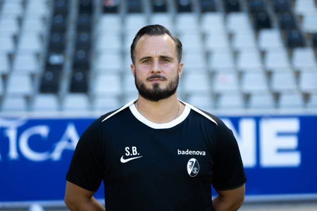 SC Freiburg Women, Media Day, 07 08 2025 Sandrino Braun Schumacher SC Freiburg, Liaison Coach SC Freiburg Women, Media Day, Dreisamstadion, 07 08 2025 DFB DFL REGULATIONS PROHIBIT ANY USE OF PHOTOGRAPHS AS IMAGE SEQUENCES AND OR QUASI VIDEO Copyright: xBEAUTIFULxSPORTS Boscox