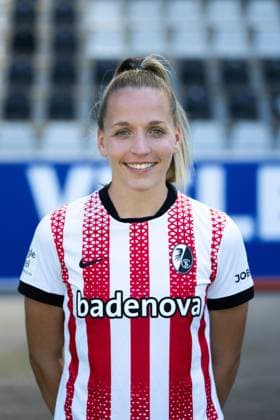 SC Freiburg Women, Media Day, 07 08 2025 Lisa Karl SC Freiburg, 2 SC Freiburg Women, Media Day, Dreisamstadion, 07 08 2025 DFB DFL REGULATIONS PROHIBIT ANY USE OF PHOTOGRAPHS AS IMAGE SEQUENCES AND OR QUASI VIDEO Copyright: xBEAUTIFULxSPORTS Boscox