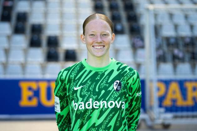 SC Freiburg Women, Media Day, 07 08 2025 Rebecca Adamczyk SC Freiburg, 33 SC Freiburg Women, Media Day, Dreisamstadion, 07 08 2025 DFB DFL REGULATIONS PROHIBIT ANY USE OF PHOTOGRAPHS AS IMAGE SEQUENCES AND OR QUASI VIDEO Copyright: xBEAUTIFULxSPORTS Boscox
