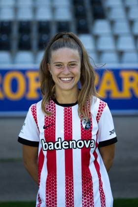 SC Freiburg Women, Media Day, 07 08 2025 Ni Szenk SC Freiburg, 19 SC Freiburg Women, Media Day, Dreisamstadion, 07 08 2025 DFB DFL REGULATIONS PROHIBIT ANY USE OF PHOTOGRAPHS AS IMAGE SEQUENCES AND OR QUASI VIDEO Copyright: xBEAUTIFULxSPORTS Boscox