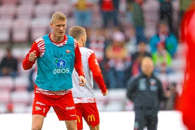 Europa League Qualification Round 3 in football 2025 Fredrikstad FC Midtjylland Fredrikstad 20250807 Fredrikstads Emil Holten for the Europa League Qualification Round 3 in football between Fredrikstad and FC Midtjylland at Fredrikstad Stadium Photo Thomas Andersen NTB Fredrikstad Norway EDITORIAL USE ONLY RESTRICTED USE FOR BETTING COMPANIES  Copyright: xThomasxAndersenx xNTBx