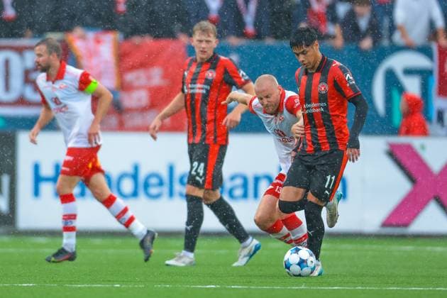 Europa League qualification round 3 in football 2025 Fredrikstad FC Midtjylland Fredrikstad 20250807 Europa League qualification round 3 in football between Fredrikstad and FC Midtjylland at Fredrikstad Stadium Photo Thomas Andersen NTB Fredrikstad Norway EDITORIAL USE ONLY RESTRICTED USE FOR BETTING COMPANIES  Copyright: xThomasxAndersenx xNTBx