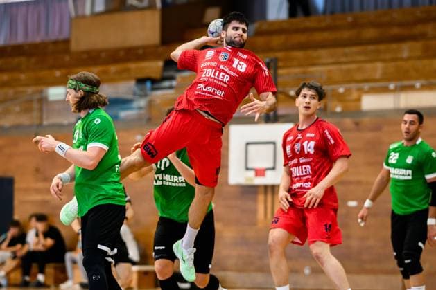 Bietigheim HBL 25 26 Test match SG BBM Bietigheim HC Oppenweiler Backnang v li Jan Forstbauer HCOB , Juan de la Pena Bietigheim Bietigheim Bissingen Halle am Viadukt Baden Württemberg Germany