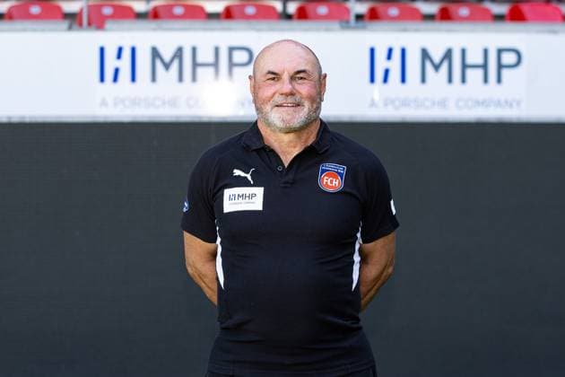 Bernhard Raab , Co Trainer FC Heidenheim GER, FC Heidenheim 1846, Football, 1 Bundesliga, Portraettermin 2025 2026, 07 08 2025, DFB DFL regulations prohibit any use of photographs as image sequences GER, FC Heidenheim 1846, Football, 1 Bundesliga, Portraettermin 2025 2026, 07 08 2025 Heidenheim Copyright: xEibner-Pressefoto RogerxBuerkex EP_RBE