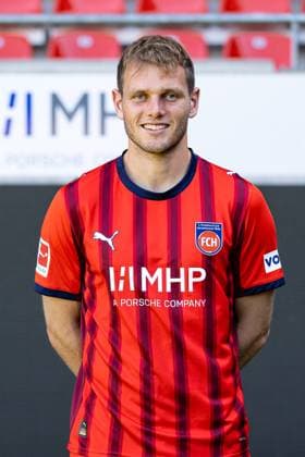 Tim Siersleben FC Heidenheim, 04 GER, FC Heidenheim 1846, Football, 1 Bundesliga, Portraettermin 2025 2026, 07 08 2025, DFB DFL regulations prohibit any use of photographs as image sequences GER, FC Heidenheim 1846, Football, 1 Bundesliga, Portraettermin 2025 2026, 07 08 2025 Heidenheim Copyright: xEibner-Pressefoto RogerxBuerkex EP_RBE
